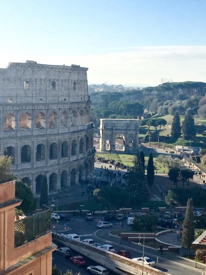 Superattico Sul Colosseo Rzym Zewnętrze zdjęcie